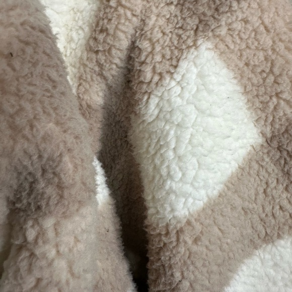 EUC Love tree jacket w/ pockets. No zipper- size small - Picture 4 of 4